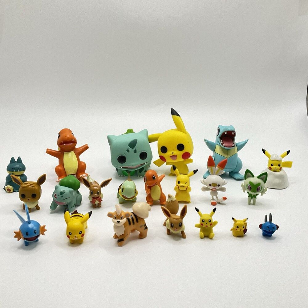 Lot Of 21 Mixed Pokémon Figures As Is